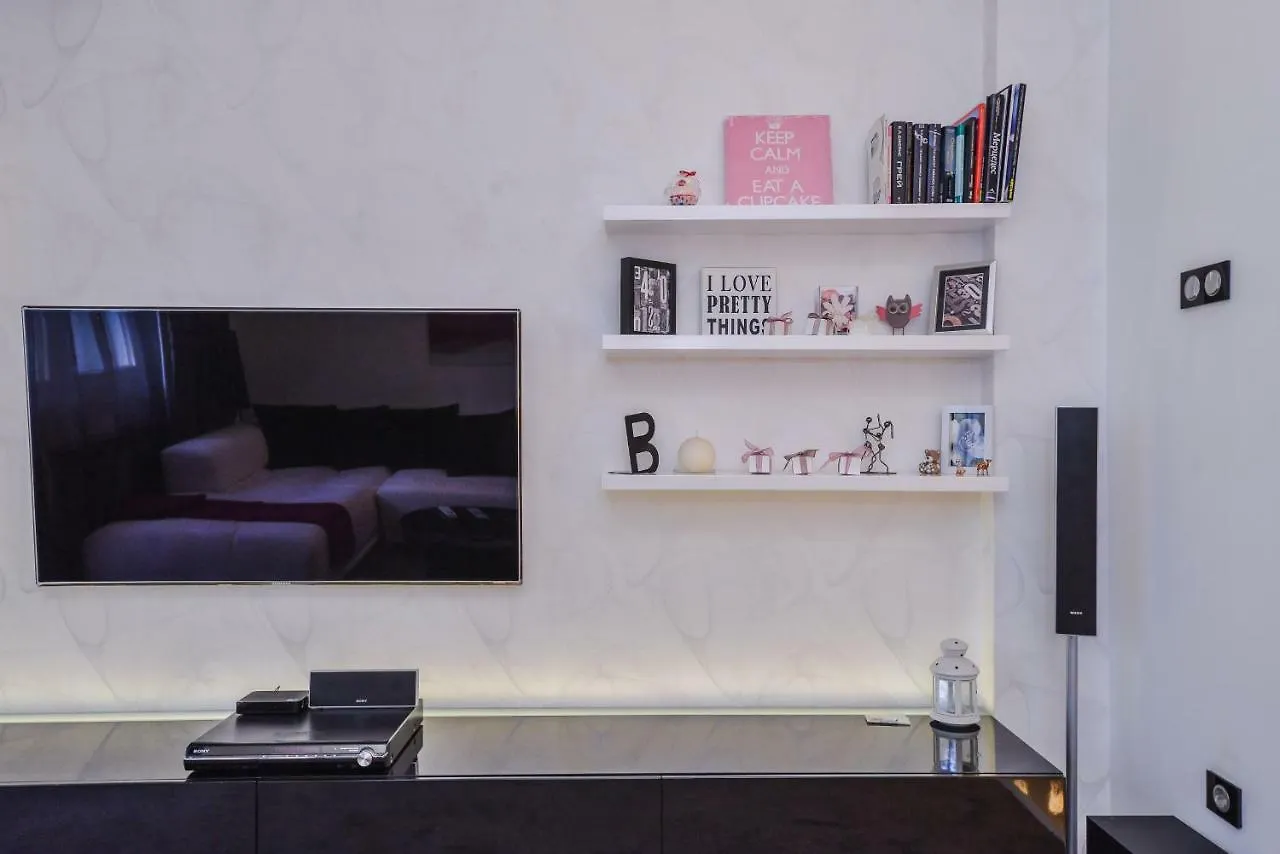 Extravaganzzo - Super Central One Bedroom Modern Apartment By Flat Mаnager Sofia